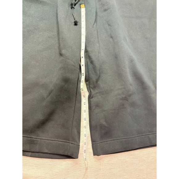 NWT standard fit high rise, crop length Nike sweatpants size 2X - Picture 5 of 11